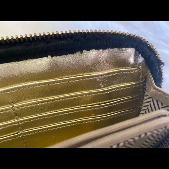 Steve Madden Wallet - Picture 5 of 5